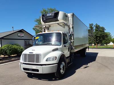 Freightliner M2 106 26 ft Refrigerated Truck - 280HP, 6 Speed Automatic, Liftgate