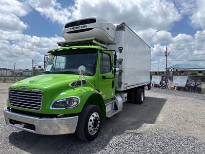 Freightliner M2 106 18 ft Refrigerated Truck - 240HP, 6 Speed Automatic