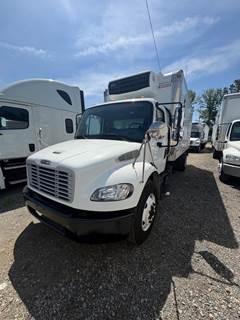 Freightliner M2 106 18 ft Refrigerated Truck - 240HP, 6 Speed Automatic