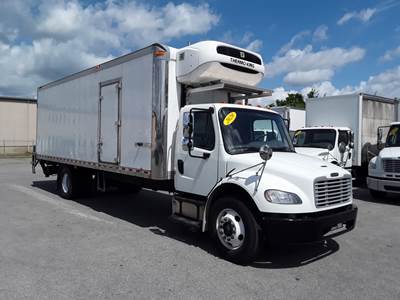 Freightliner M2 106 26 ft Refrigerated Truck - 240HP, 9 Speed Automatic, Liftgate