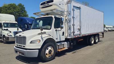 Freightliner M2 106 26 ft Refrigerated Truck - 330HP, 6 Speed Automatic