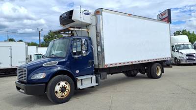 Freightliner M2 106 22 ft Refrigerated Truck - 280HP, 6 Speed Automatic