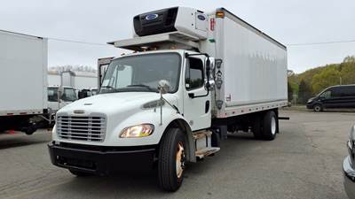 Freightliner M2 106 22 ft Refrigerated Truck - 240HP, 6 Speed Automatic