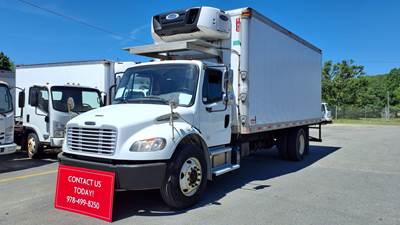Freightliner M2 106 20 ft Refrigerated Truck - 240HP, 6 Speed Automatic
