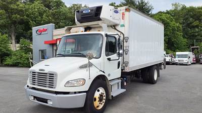 Freightliner M2 106 18 ft Refrigerated Truck - 240HP, 6 Speed Automatic, Liftgate