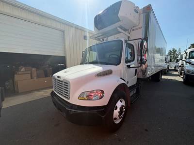 Freightliner M2 106 26 ft Refrigerated Truck - 280HP, 9 Speed Automatic, Liftgate