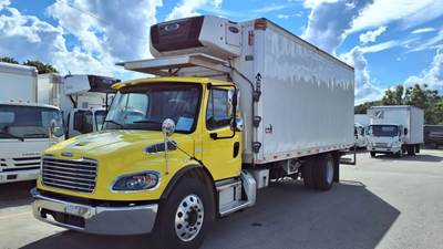 Freightliner M2 106 22 ft Refrigerated Truck - 240HP, 6 Speed Automatic
