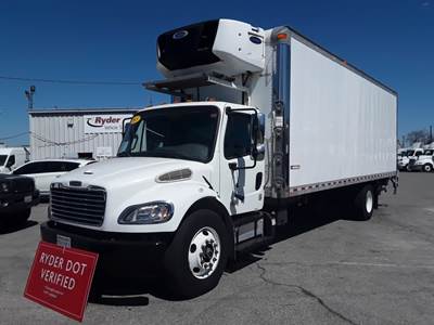 Freightliner M2 106 26 ft Refrigerated Truck - 240HP, 9 Speed Automatic, Liftgate
