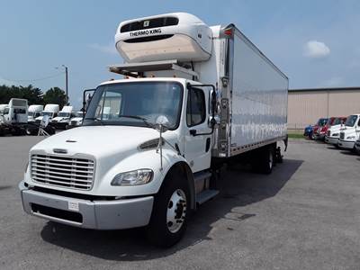 Freightliner M2 106 26 ft Refrigerated Truck - 240HP, 6 Speed Automatic, Liftgate