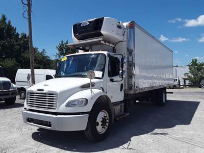 Freightliner M2 106 26 ft Refrigerated Truck - 240HP, 5 Speed Automatic