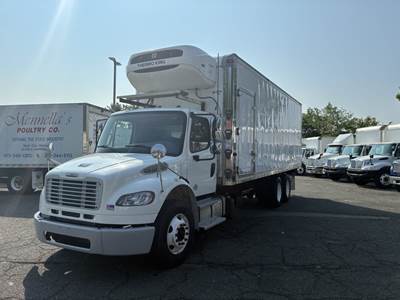 Freightliner M2 106 26 ft Refrigerated Truck - 330HP, 6 Speed Automatic