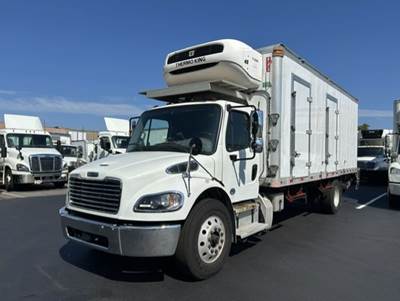 Freightliner M2 106 22 ft Refrigerated Truck - 240HP, 6 Speed Automatic, Liftgate