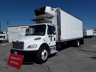 Freightliner M2 106 26 ft Refrigerated Truck - 280HP, 6 Speed Automatic, Liftgate