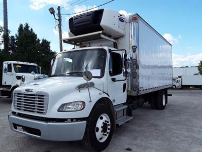 Freightliner M2 106 20 ft Refrigerated Truck - 240HP, 9 Speed Automatic