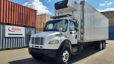 Freightliner M2 106 28 ft Refrigerated Truck - 350HP, 10 Speed Manual