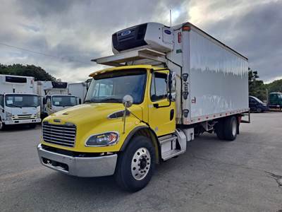 Freightliner M2 106 22 ft Refrigerated Truck - 240HP, 6 Speed Automatic