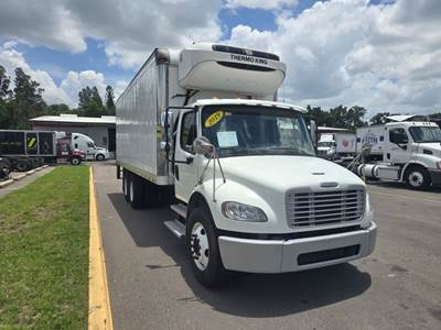 Freightliner M2 106 24 ft Refrigerated Truck - 325HP, 6 Speed Automatic