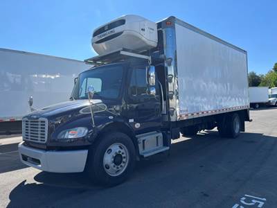 Freightliner M2 106 20 ft Refrigerated Truck - 280HP, 6 Speed Automatic