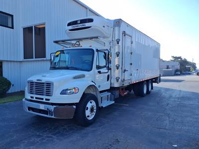 Freightliner M2 106 28 ft Refrigerated Truck - 270HP, 6 Speed Automatic, Liftgate