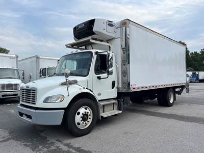 Freightliner M2 106 22 ft Refrigerated Truck - 240HP, 6 Speed Automatic, Liftgate