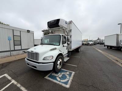 Freightliner M2 106 26 ft Refrigerated Truck - 240HP, 9 Speed Automatic, Liftgate