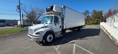 Freightliner M2 106 26 ft Refrigerated Truck - 260HP, 6 Speed Automatic, Liftgate