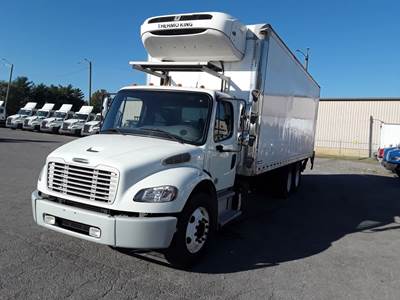 Freightliner M2 106 26 ft Refrigerated Truck - 300HP, 6 Speed Automatic, Liftgate