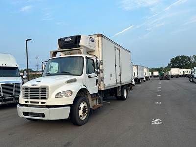 Freightliner M2 20 ft Refrigerated Truck - 260HP, 6 Speed Automatic