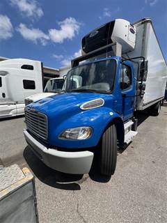 Freightliner M2 26 ft Refrigerated Truck - 220HP, 6 Speed Automatic