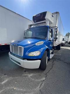 Freightliner M2 22 ft Refrigerated Truck - 220HP, 6 Speed Automatic