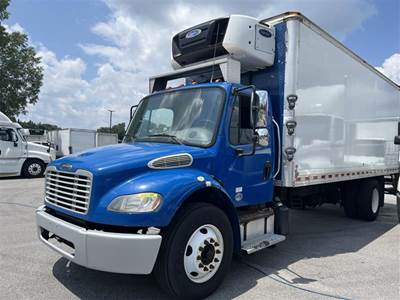 Freightliner M2 22 ft Refrigerated Truck - 220HP, 6 Speed Automatic