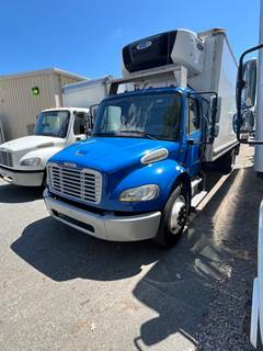 Freightliner M2 22 ft Refrigerated Truck - 220HP, 6 Speed Automatic