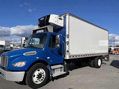 Freightliner M2 22 ft Refrigerated Truck - 220HP, 6 Speed Automatic