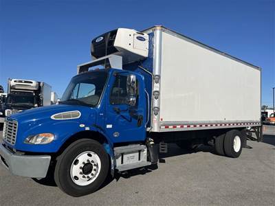 Freightliner M2 22 ft Refrigerated Truck - 220HP, 6 Speed Automatic
