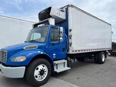 Freightliner M2 22 ft Refrigerated Truck - 220HP, 6 Speed Automatic