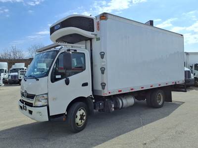 Hino 195 18 ft Refrigerated Truck - 6 Speed Automatic