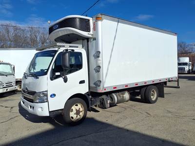 Hino 195 18 ft Refrigerated Truck - 6 Speed Automatic