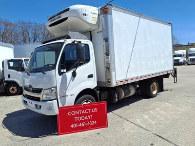 Hino 195 16 ft Refrigerated Truck - 210HP, 6 Speed Automatic, Liftgate