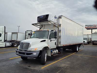 International 4300 26 ft Refrigerated Truck - 250HP, 6 Speed Automatic, Liftgate