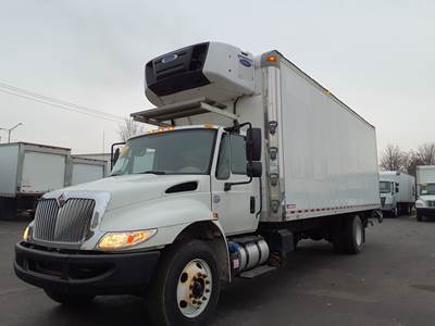 International 4300 Refrigerated Truck - 240HP, 6 Speed Automatic, Liftgate