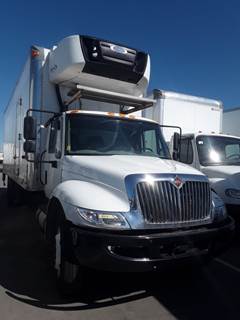 International 4300 26 ft Refrigerated Truck - 6 Speed Automatic, Liftgate