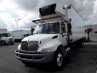 International 4300 26 ft Refrigerated Truck - 250HP, 6 Speed Automatic, Liftgate