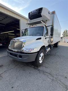 International 4300 26 ft Refrigerated Truck - 240HP, 6 Speed Automatic, Liftgate