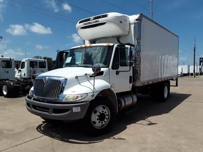 International 4300 18 ft Refrigerated Truck - 250HP, 6 Speed Automatic