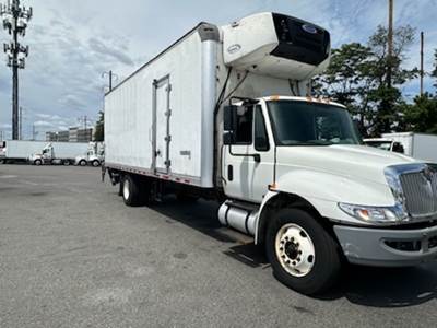 International 4300 26 ft Refrigerated Truck - 240HP, 6 Speed Automatic, Liftgate