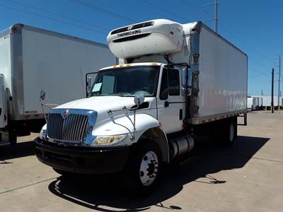 International 4300 18 ft Refrigerated Truck - 250HP, 6 Speed Automatic