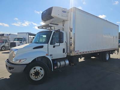 International 4300 26 ft Refrigerated Truck - 240HP, 6 Speed Automatic, Liftgate