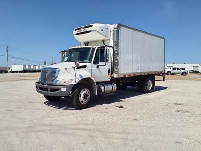 International 4300 18 ft Refrigerated Truck - 250HP, 6 Speed Automatic