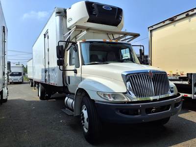 International 4300 26 ft Refrigerated Truck - 240HP, 6 Speed Automatic, Liftgate