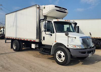 International 4300 18 ft Refrigerated Truck - 250HP, 6 Speed Automatic
